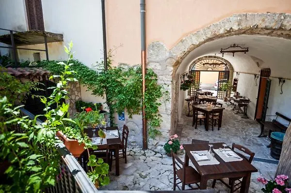 Corte De Guasconi 3* Avezzano